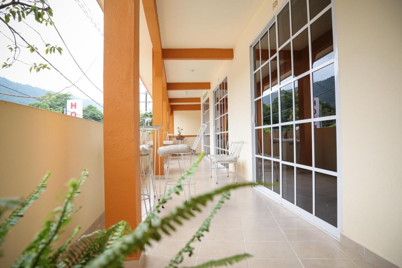 Hotel Santa Rita Huichihuayán Zewnętrze zdjęcie